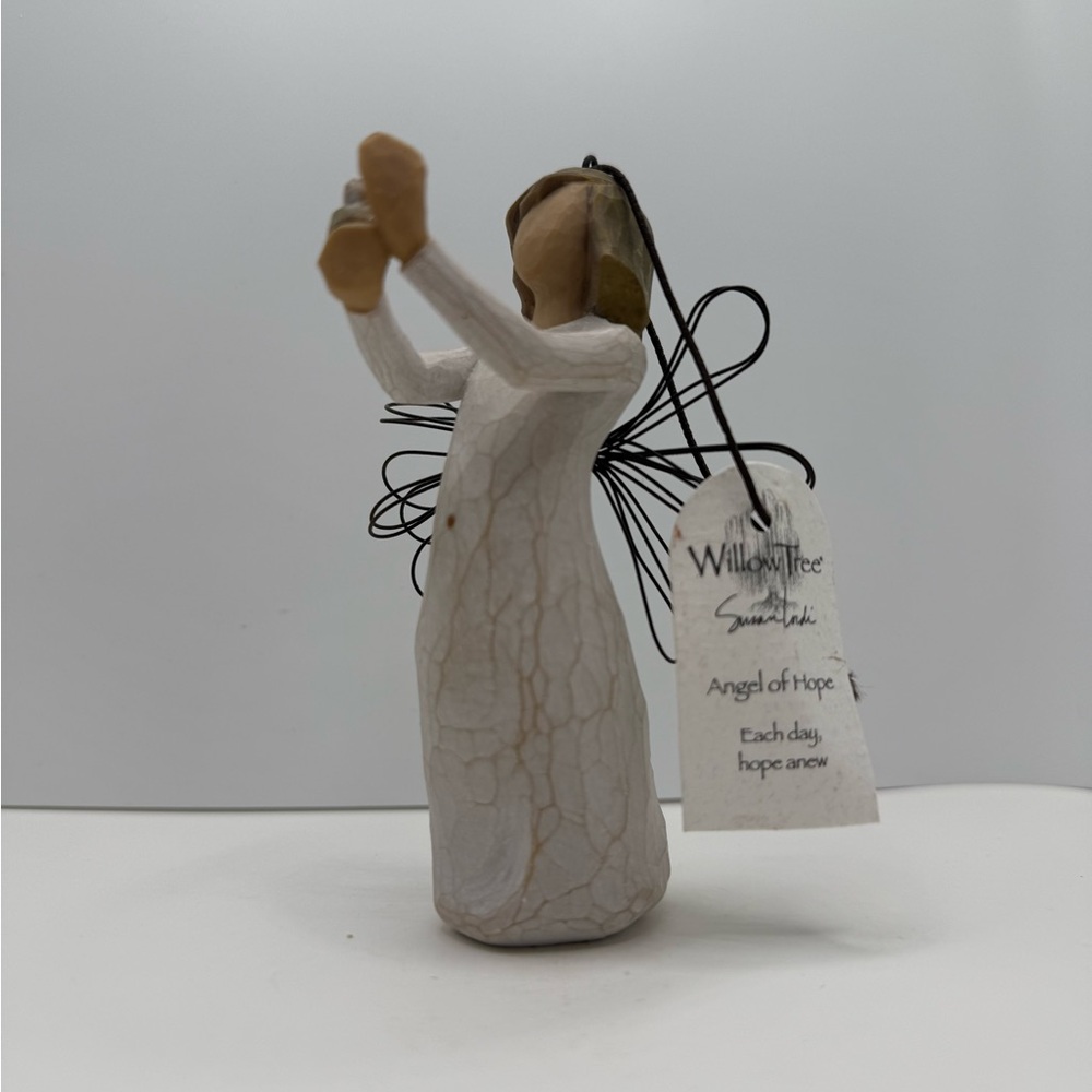 Willow Tree Angel of Hope (smaller size figurine)